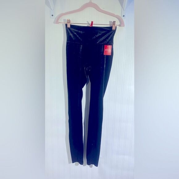 NWT Spanx Velvet Leggings in Black Sz S, M - Picture 3 of 5